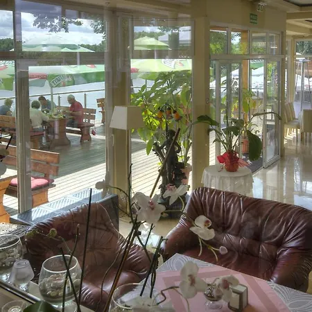 Panoramic-oscar Hotel