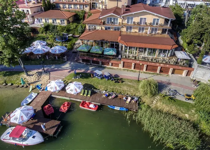 Panoramic-oscar Hotel